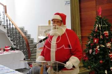 Música e ilusión en grandes dosis para recibir a Papá y Mamá Noel en Los Llanos (Foto TA)